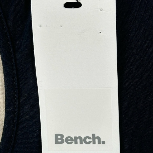 Bench Women's Short Sleeve Layered Workout Tank Shirt - Green Black - size Small - Picture 7 of 8